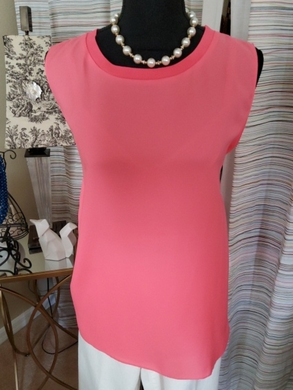 Tahari Beckham High-low Tunic Blouse.